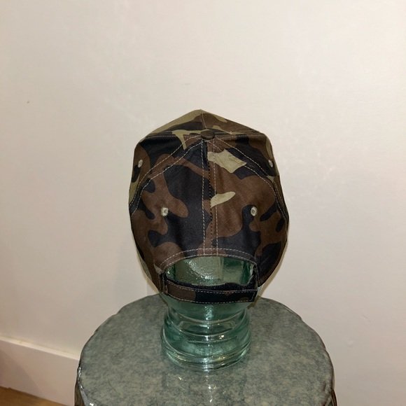 CAMO HAT - Picture 6 of 6